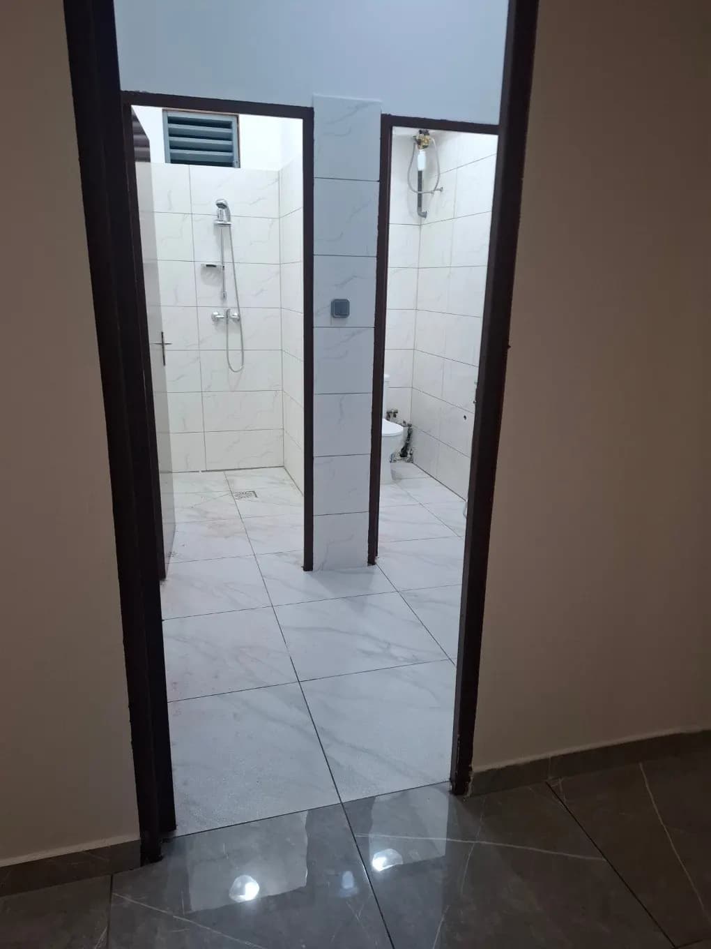 Photo de l'annonce : T3 à louer à Moinatrindri, commune de Bouéni, Mayotte. — Boueni (Immobilier)