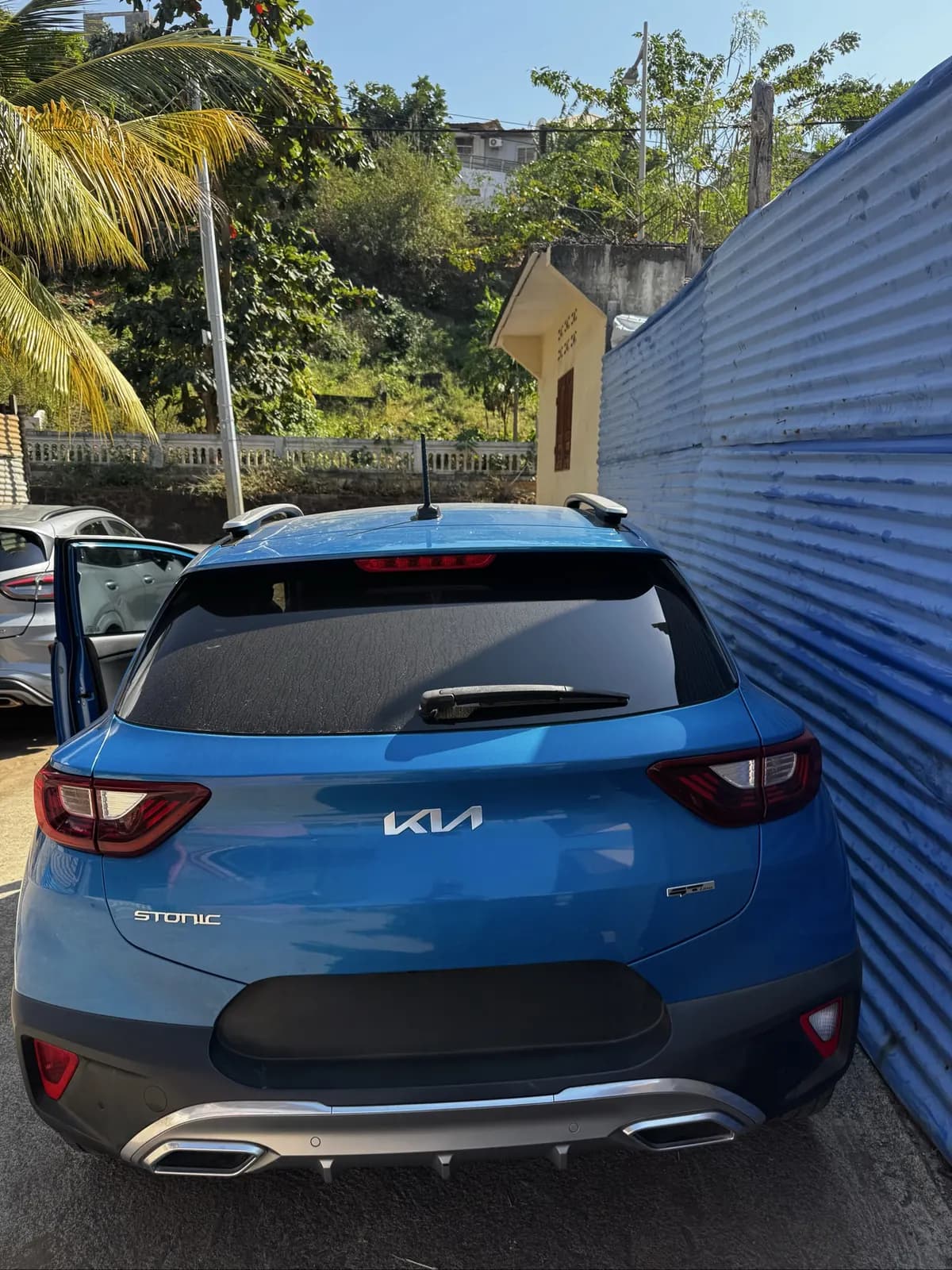 Photo de l'annonce : KIA STONIC 1.0 T-GDi Eco-Dynamics+ — Mamoudzou · Mtsapéré (Véhicules)