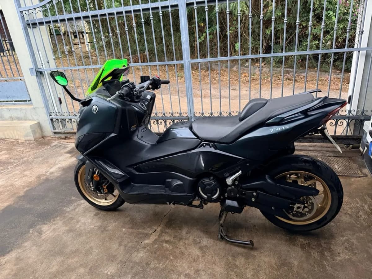 Photo de l'annonce : TMAX TECH max — Mamoudzou · Kawéni (Véhicules)